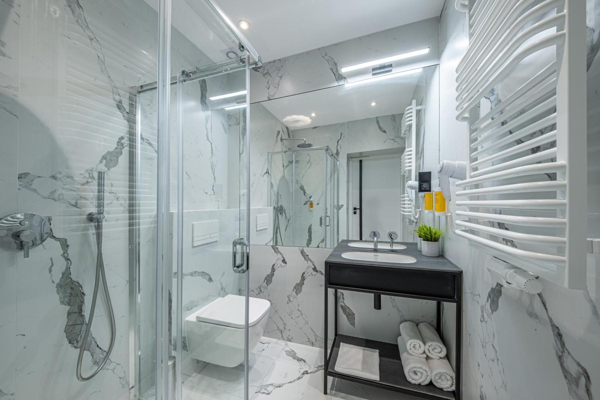 Hudson Bed & Breakfast คอซซาลิน ภายนอก รูปภาพ
